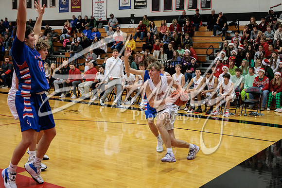 2022.12.16 S. Boone Boys Basketball Vs. California01912