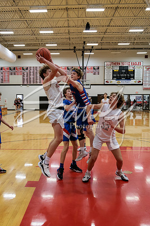2022.12.16 S. Boone Boys Basketball Vs. California01973