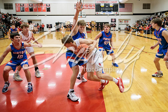 2022.12.16 S. Boone Boys Basketball Vs. California02612