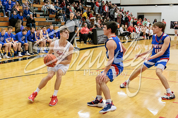 2022.12.16 S. Boone Boys Basketball Vs. California02683