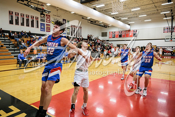 2022.12.16 S. Boone Boys Basketball Vs. California02917