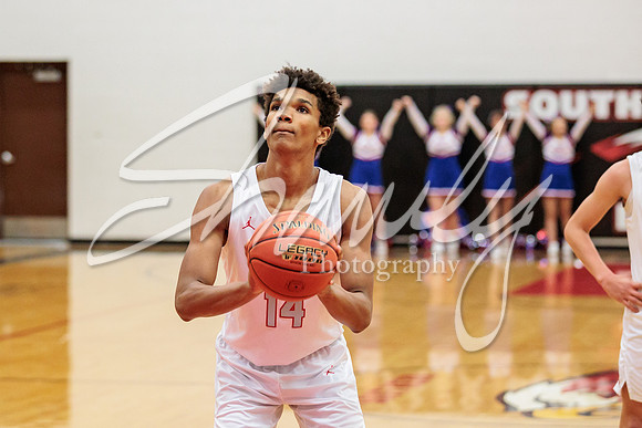 2022.12.16 S. Boone Boys Basketball Vs. California01358