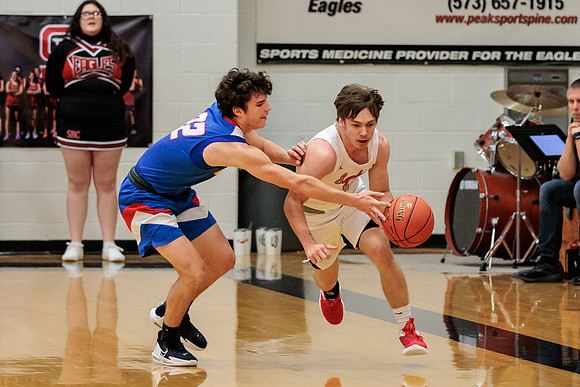 2022.12.16 S. Boone Boys Basketball Vs. California00735