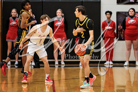 2023.01.04 FHS Basketball @ S. Boone00040