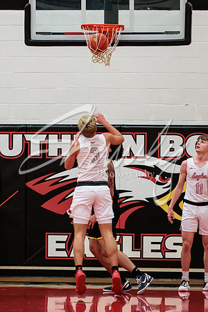 2023.01.04 FHS Basketball @ S. Boone00313