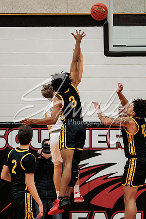 2023.01.04 FHS Basketball @ S. Boone00432