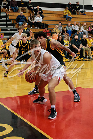 2023.01.04 FHS Basketball @ S. Boone01173