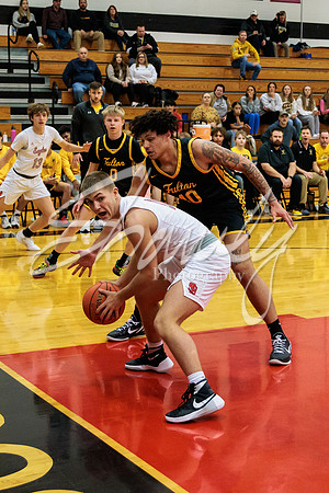 2023.01.04 FHS Basketball @ S. Boone01171