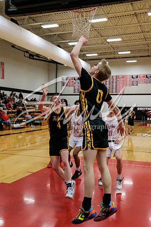 2023.01.04 FHS Basketball @ S. Boone01426