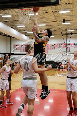 2023.01.04 FHS Basketball @ S. Boone01473