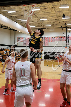 2023.01.04 FHS Basketball @ S. Boone01475