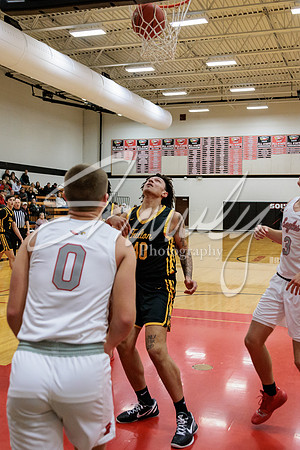 2023.01.04 FHS Basketball @ S. Boone01478
