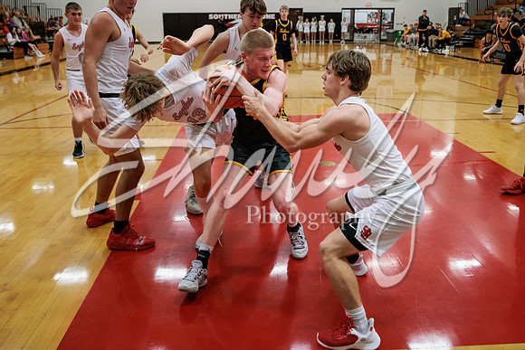 2023.01.04 FHS Basketball @ S. Boone01703