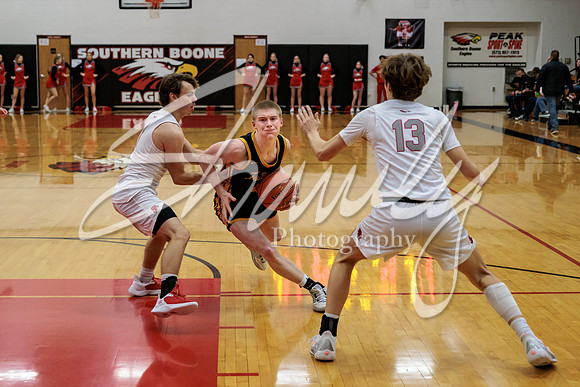2023.01.04 FHS Basketball @ S. Boone01953