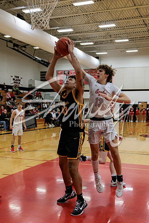 2023.01.04 FHS Basketball @ S. Boone02005