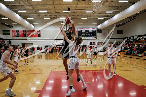 2023.01.04 FHS Basketball @ S. Boone02340