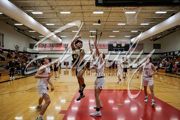 2023.01.04 FHS Basketball @ S. Boone02345