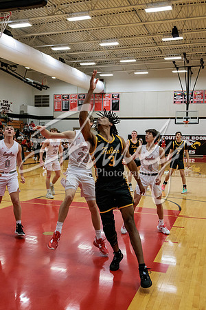 2023.01.04 FHS Basketball @ S. Boone02470