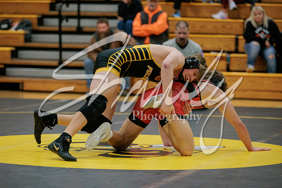 2023.01.05 FHS Wrestling Tri01649