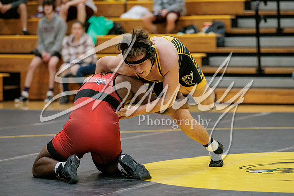 2023.01.05 FHS Wrestling Tri01992