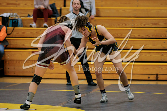 2023.01.05 FHS Wrestling Tri02544