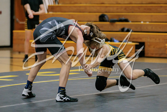 2023.01.05 FHS Wrestling Tri02984