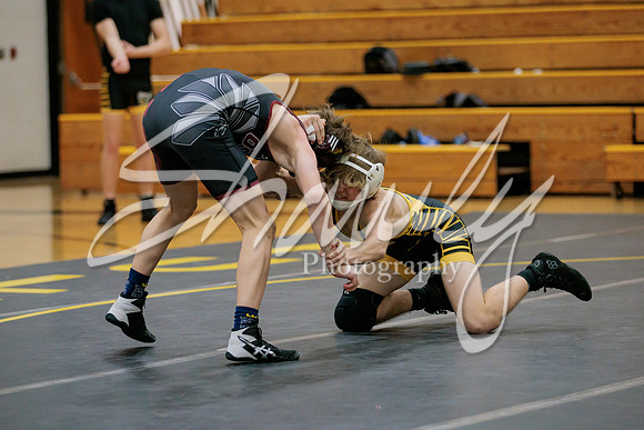 2023.01.05 FHS Wrestling Tri02985