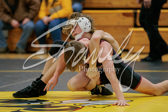2023.01.05 FHS Wrestling Tri03105