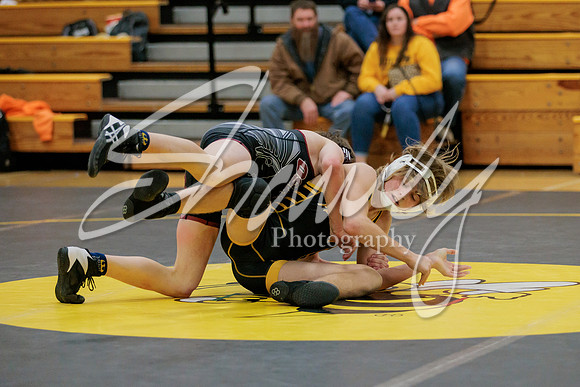 2023.01.05 FHS Wrestling Tri03156