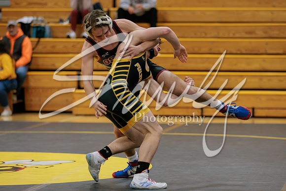 2023.01.05 FHS Wrestling Tri03333