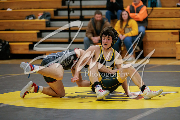 2023.01.05 FHS Wrestling Tri03437
