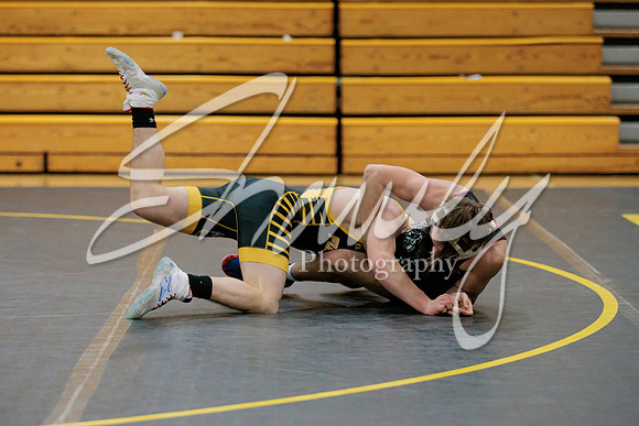 2023.01.05 FHS Wrestling Tri03482