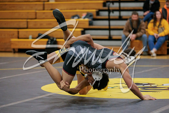 2023.01.05 FHS Wrestling Tri03780