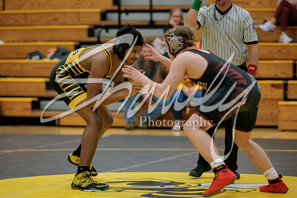 2023.01.05 FHS Wrestling Tri03877