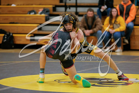 2023.01.05 FHS Wrestling Tri04107