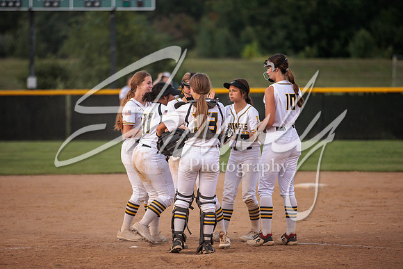 2022.09.01 FHS Softball Vs. Marshall2487