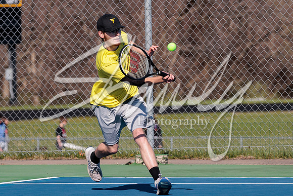 2022.04.18 FHS Boys Tennis Vs. Moberly0179