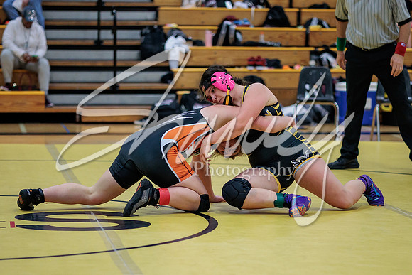 2023.01.19 FHS Wrestling Quadi06375