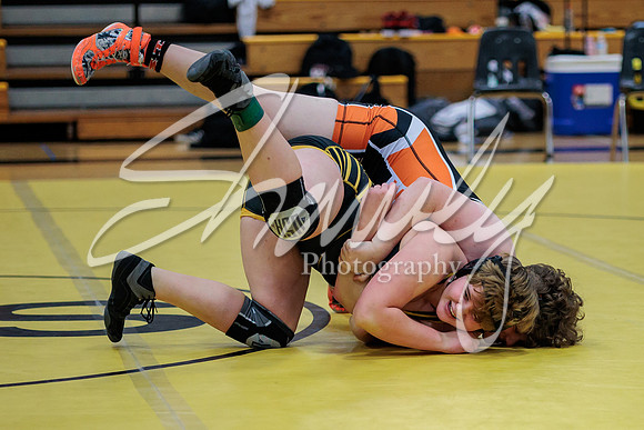 2023.01.19 FHS Wrestling Quadi06522