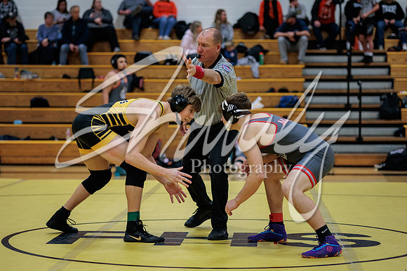 2023.01.19 FHS Wrestling Quadi01597