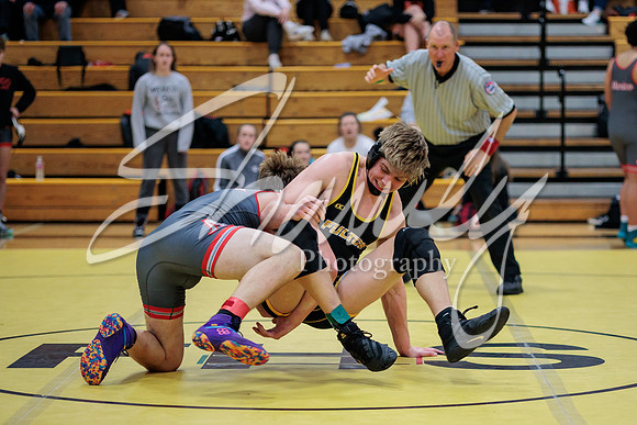 2023.01.19 FHS Wrestling Quadi01955