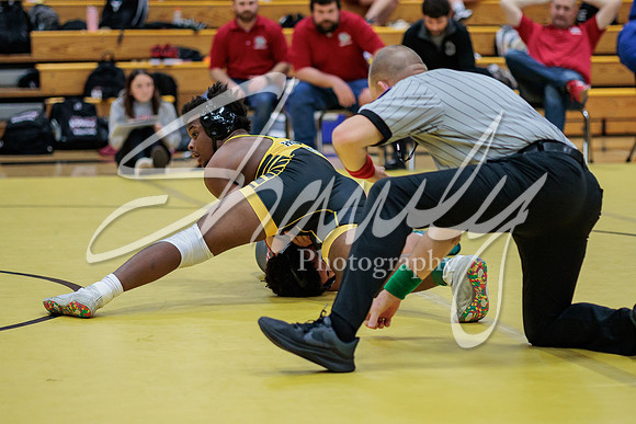 2023.01.19 FHS Wrestling Quadi02113