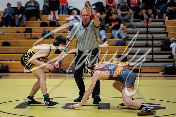 2023.01.19 FHS Wrestling Quadi02260