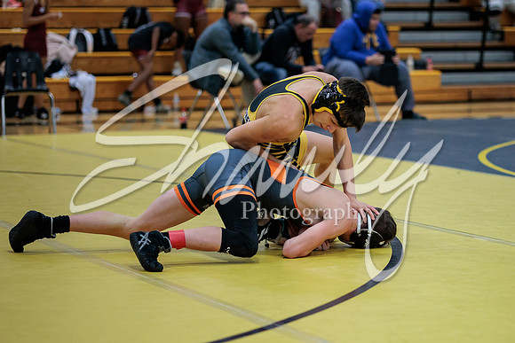2023.01.19 FHS Wrestling Quadi02333