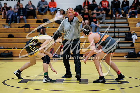 2023.01.19 FHS Wrestling Quadi02457