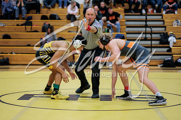 2023.01.19 FHS Wrestling Quadi02528