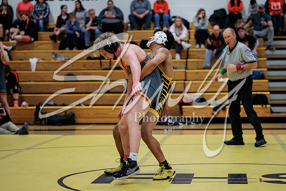 2023.01.19 FHS Wrestling Quadi02715