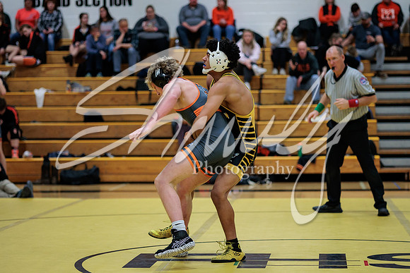 2023.01.19 FHS Wrestling Quadi02713