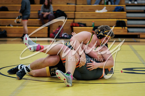 2023.01.19 FHS Wrestling Quadi03345