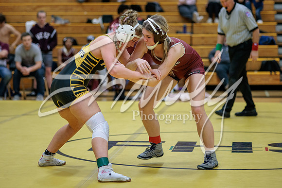 2023.01.19 FHS Wrestling Quadi04813
